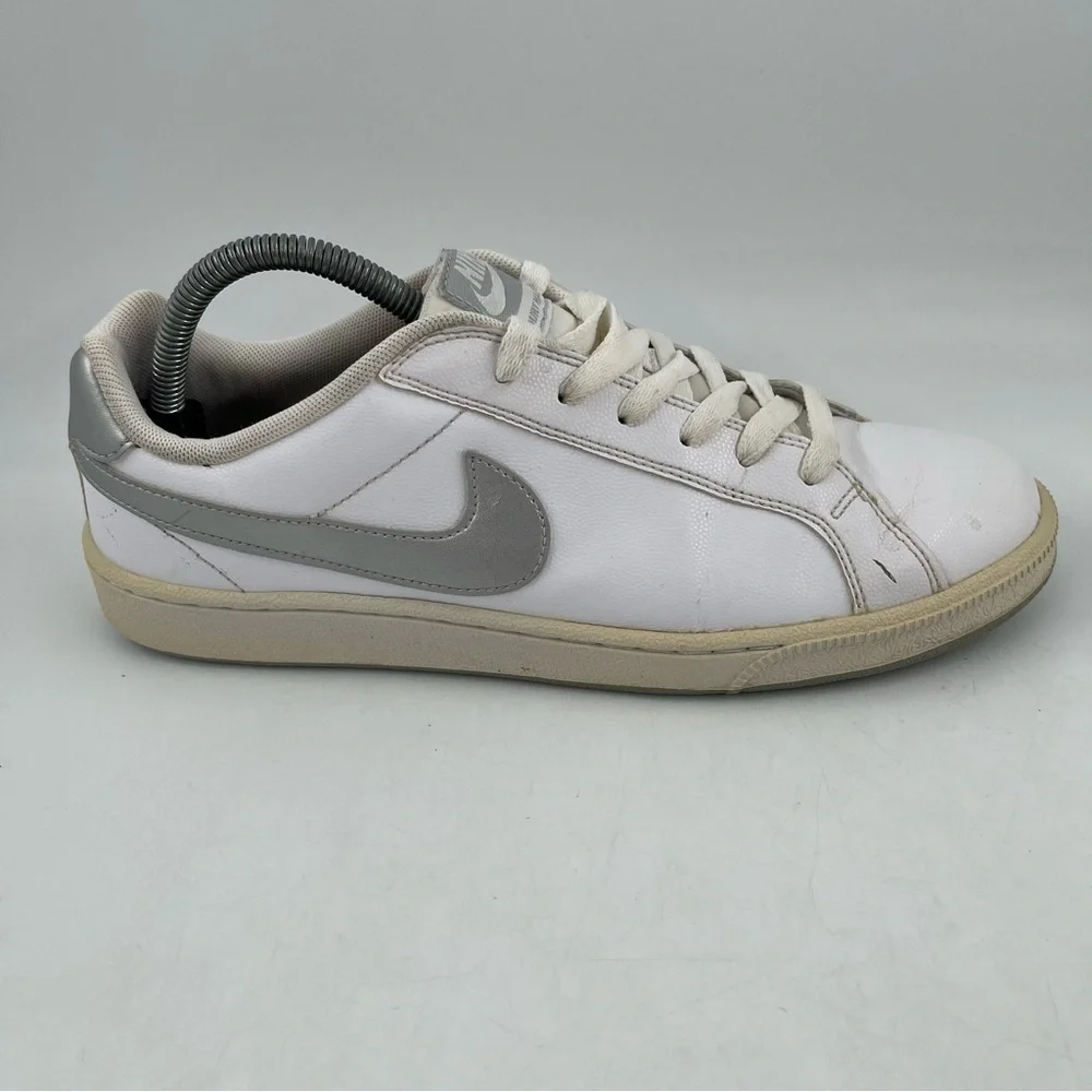 Nike Women’s Court Majestic White Grey Lace Up Low Top Running Shoes - Size 10